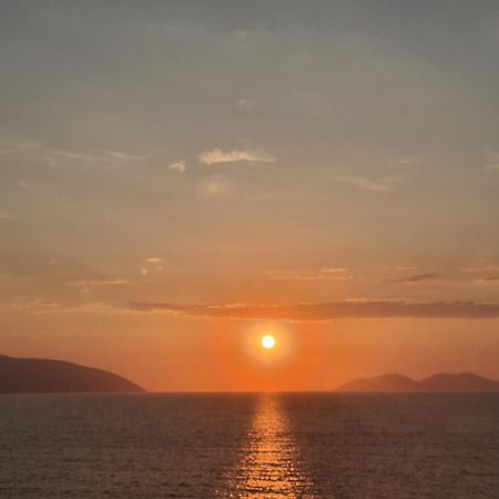 Darla Sea View Apartment Vlore Luaran gambar
