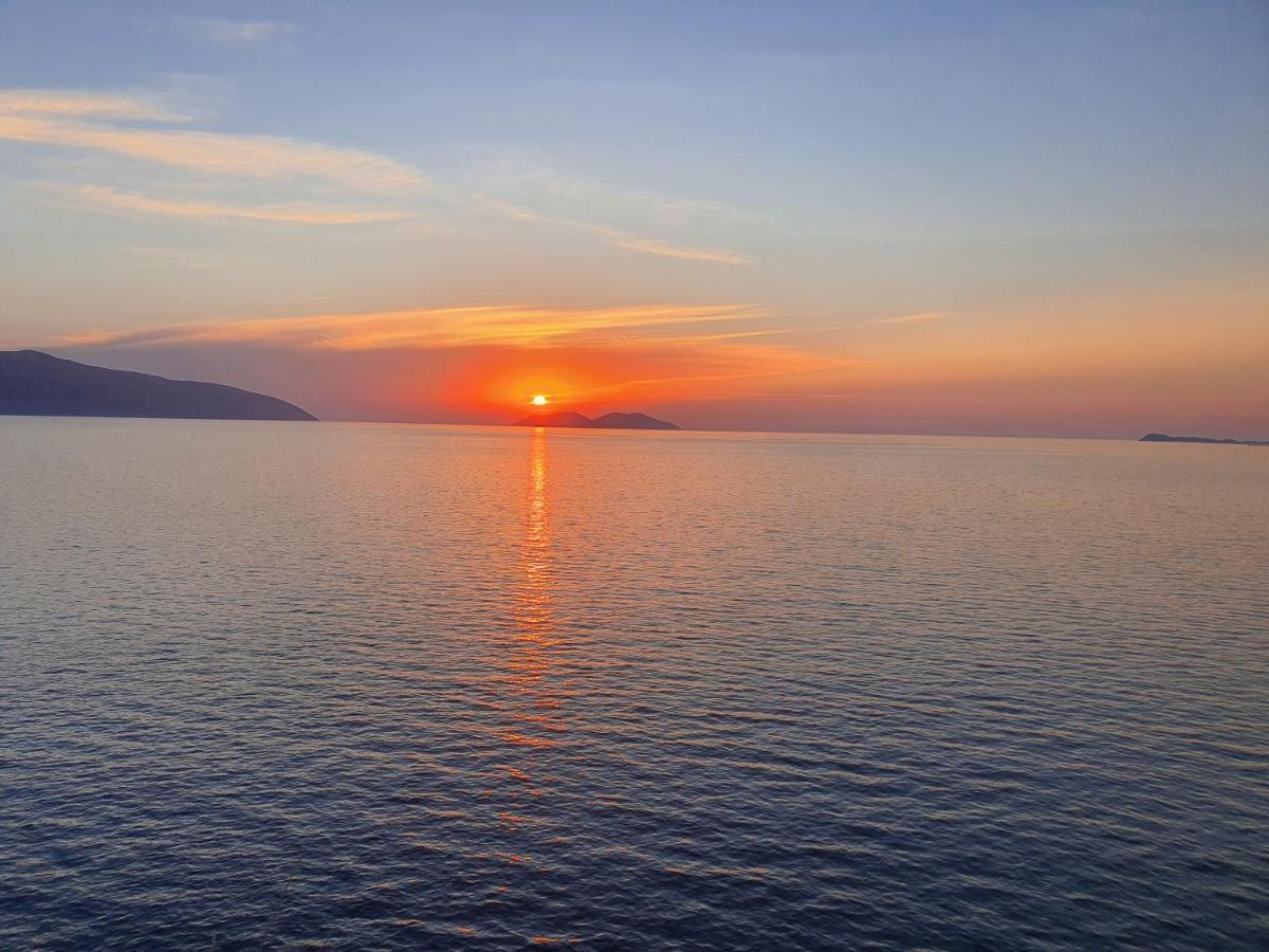 Darla Sea View Apartment Vlore Luaran gambar